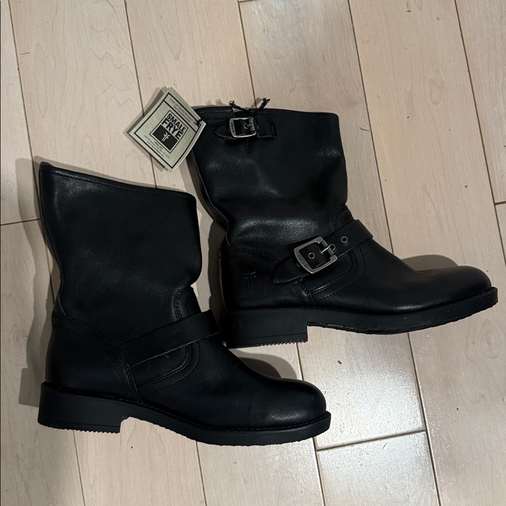 Frye boys girls size 4 leather buckle boots